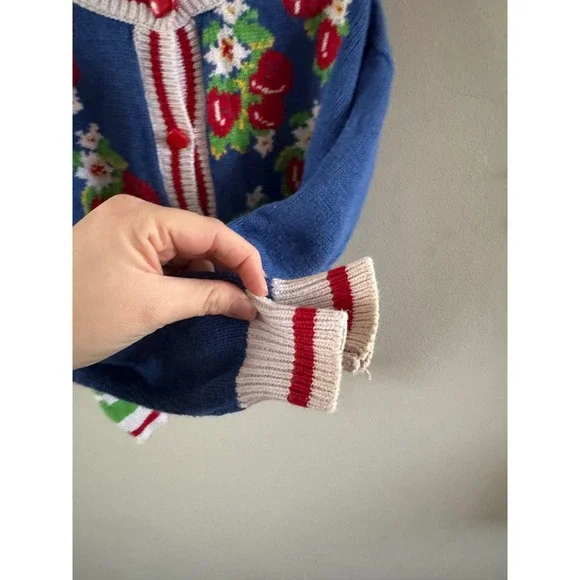 6x vintage heartstrings strawberry sweater - Picture 2 of 5